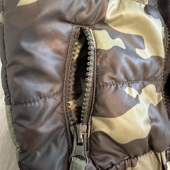 Little Boys’ Camo Vest by Winter Warmers - Picture 7 of 13